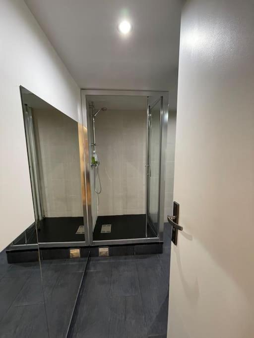 Confortable Appartement 3 Pieces Flatters パリ エクステリア 写真